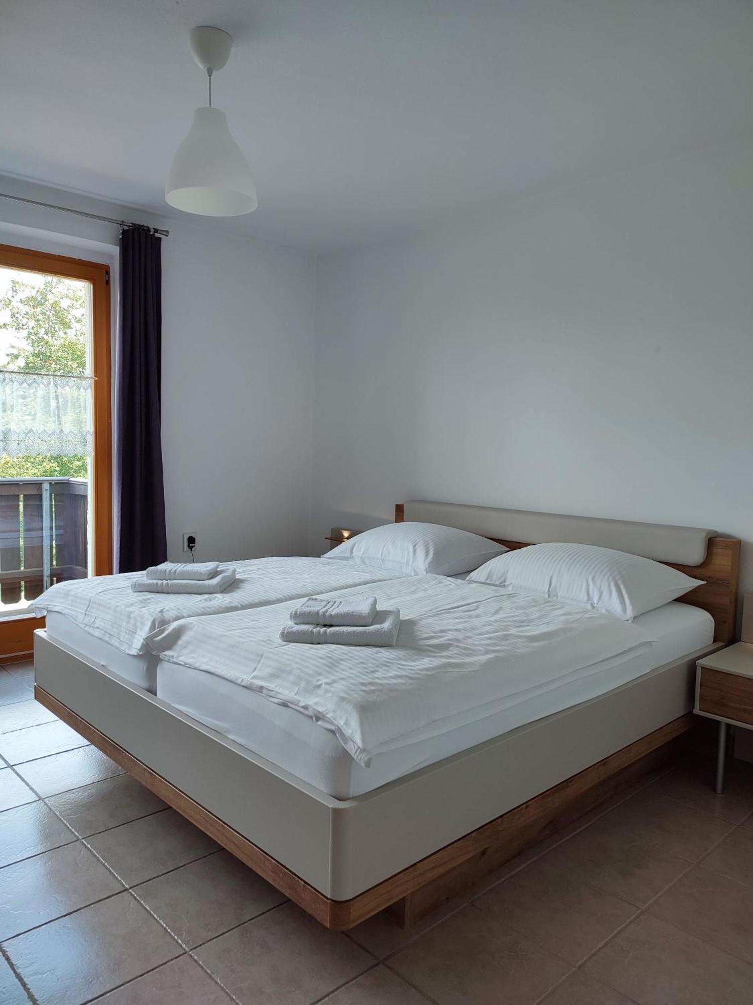 Hotel Haus Kuhberg à Stutzengrun Chambre photo