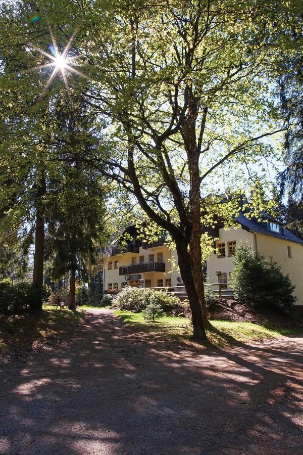 Hotel Haus Kuhberg à Stutzengrun Extérieur photo
